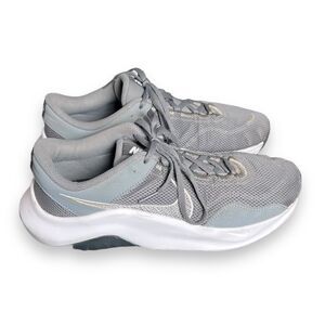 Nike LEGEND ESSENTIAL 3 NN Smoke Grey Sneaker Shoes Men’s Size 10.5 (DM1120-002)